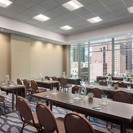 Hilton Garden Inn Chicago Downtown South Loop Exterior foto